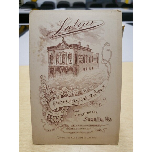 Antique Cabinet Card Photo c1880s Baby Infant LaTour Photographer Sedalia MO - Picture 4 of 15